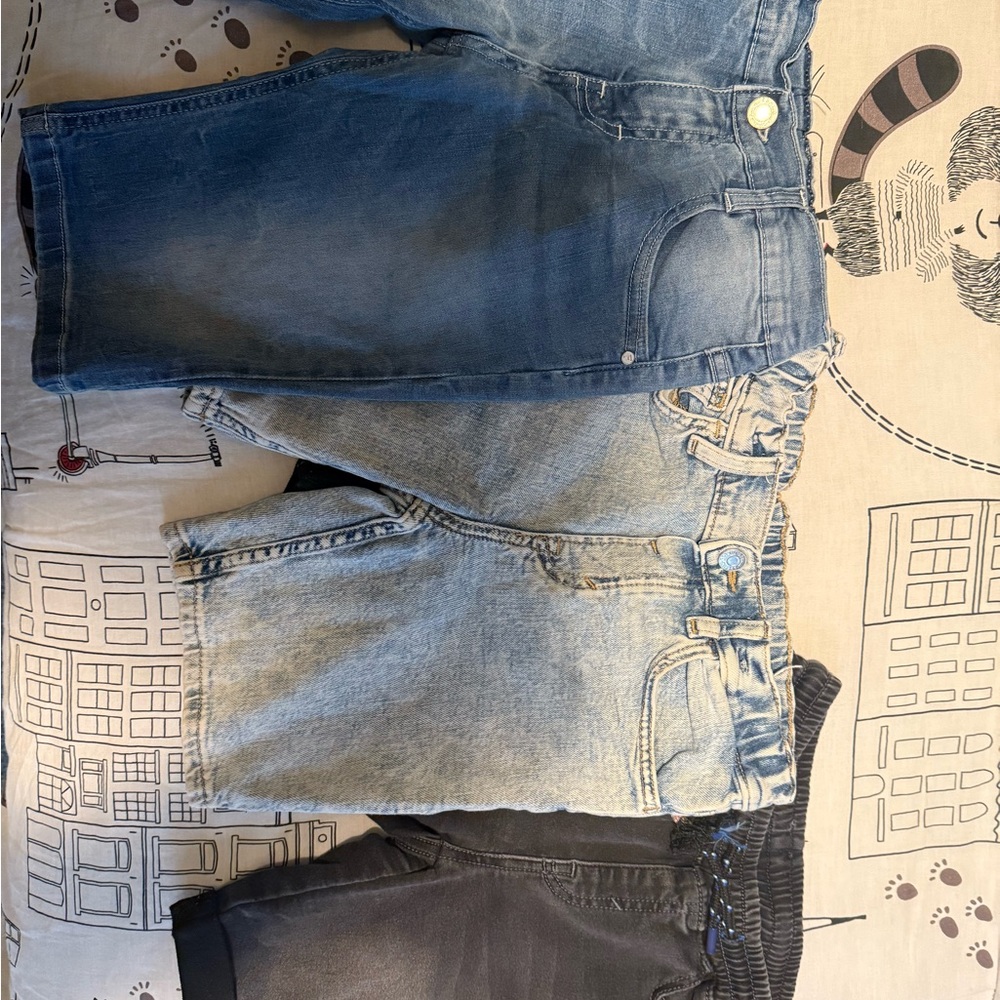 🔴 3 pairs of Boys short